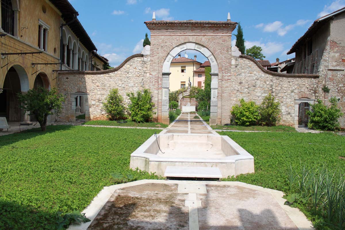 PALAZZO T